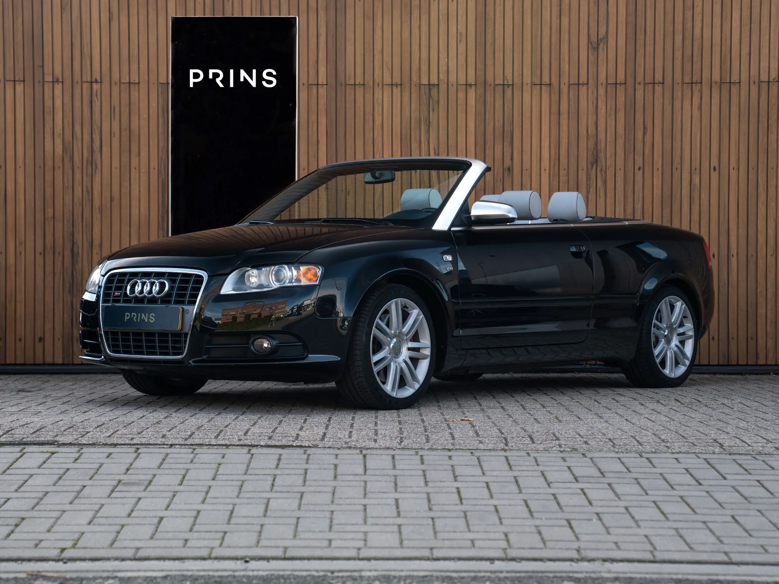 Audi S4 (2006) — foto 1