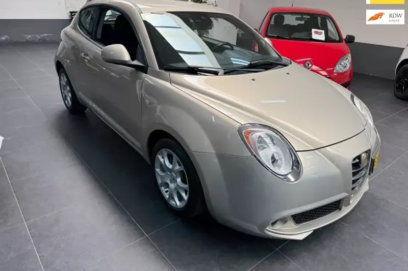 Alfa Romeo MiTo (2010)