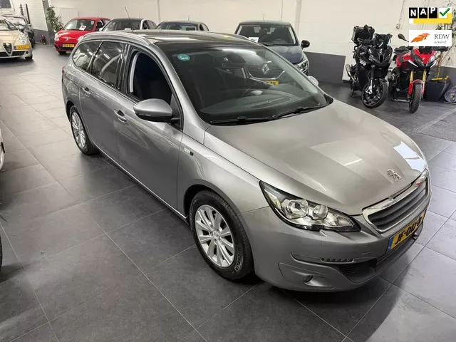 Peugeot 308 (2016) — foto 1