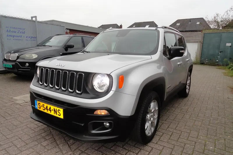 Jeep Renegade (2015)