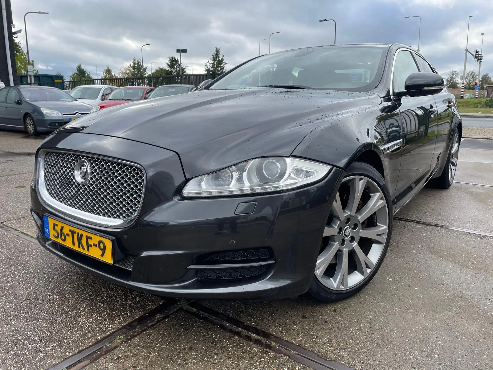 Jaguar XJ (2012) — foto 1