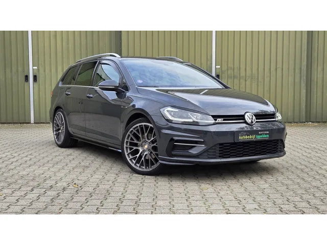 Volkswagen Golf (2019) — foto 1
