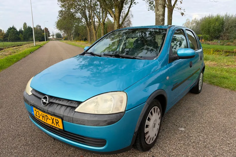 Opel Corsa (2001)