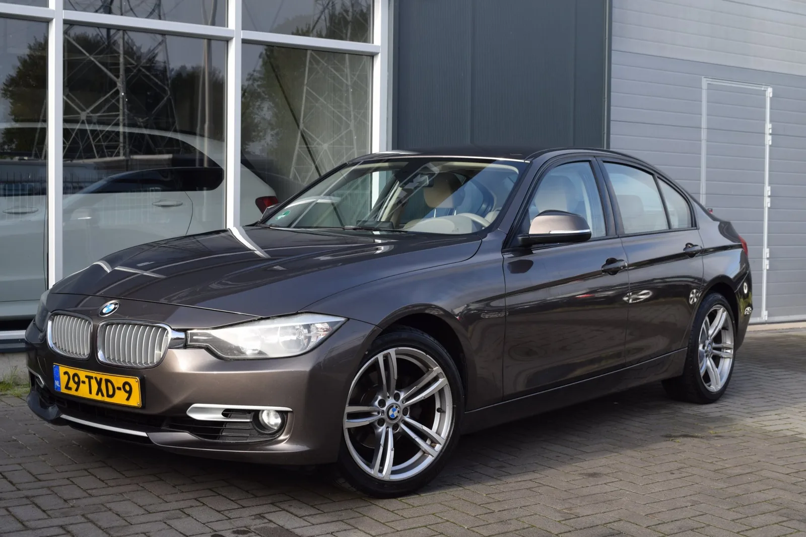 BMW 3-Serie (2012) — foto 1