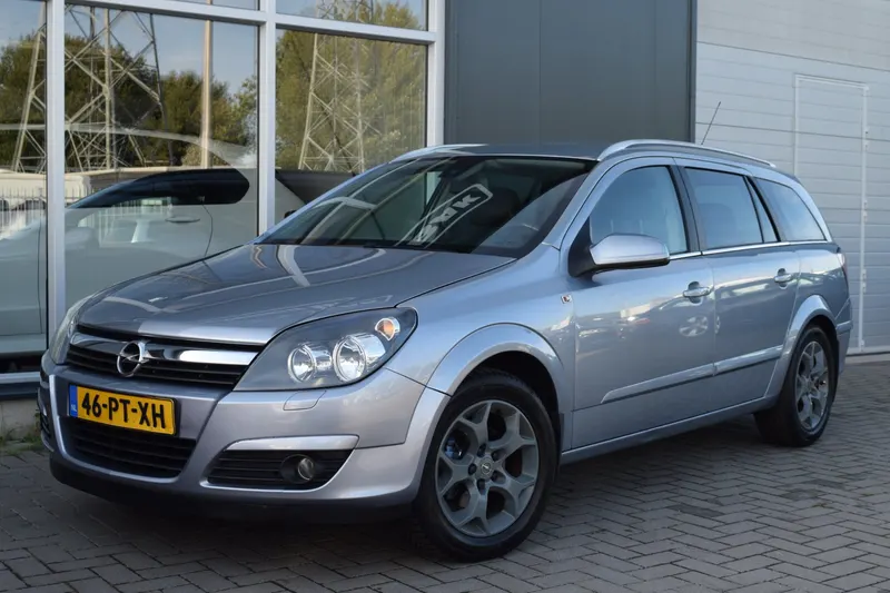 Opel Astra (2004)