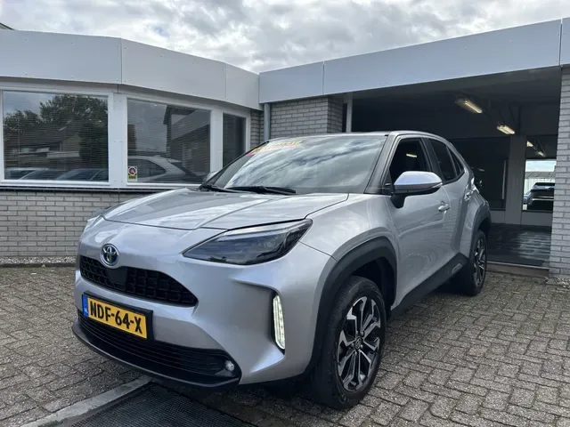 Toyota Yaris Cross (2024) — foto 1