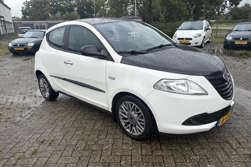 Lancia Ypsilon (2013)