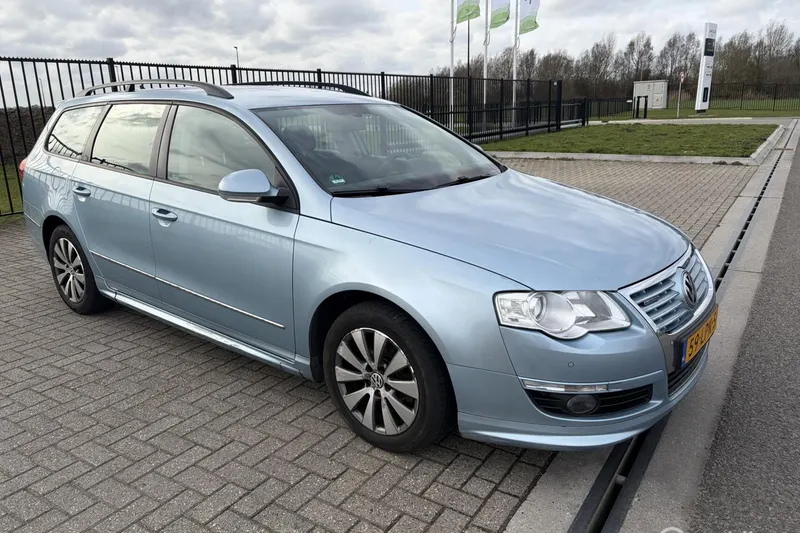 Volkswagen Passat (2010)