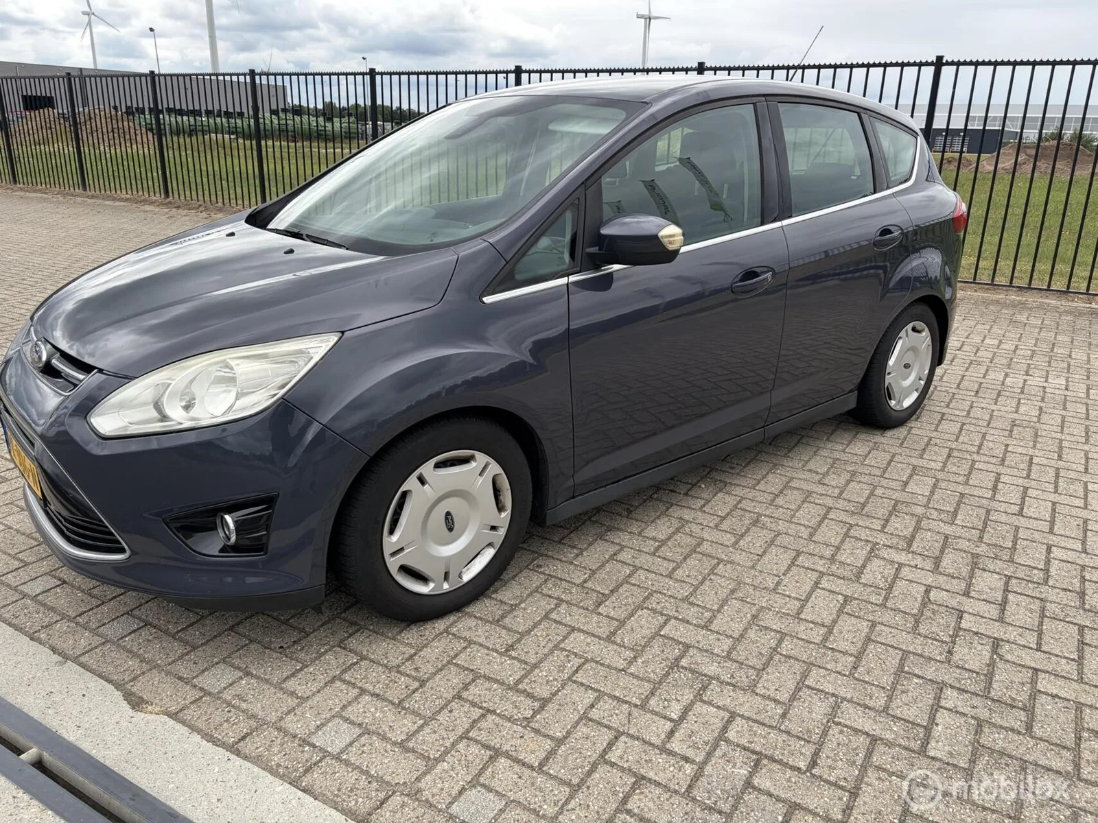 Ford C-Max (2011) — foto 1