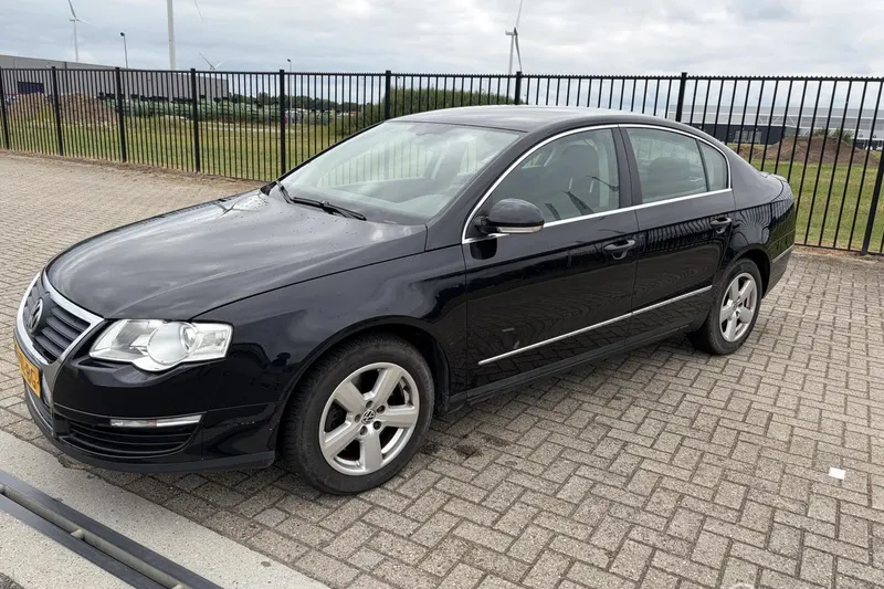 Volkswagen Passat (2006)