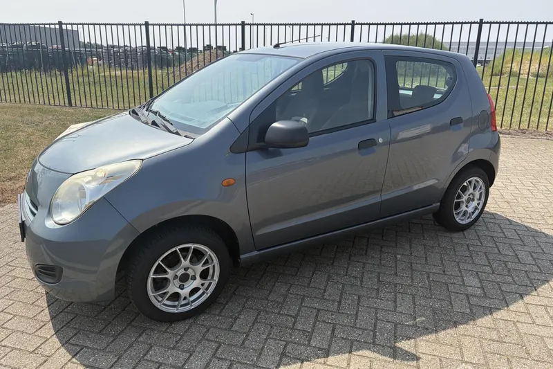 Suzuki Alto (2009)