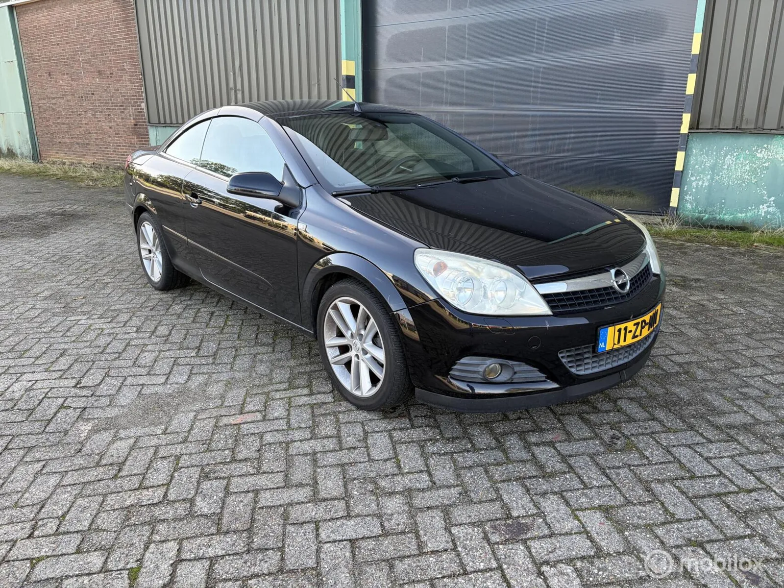 Opel Astra (2008) — foto 1