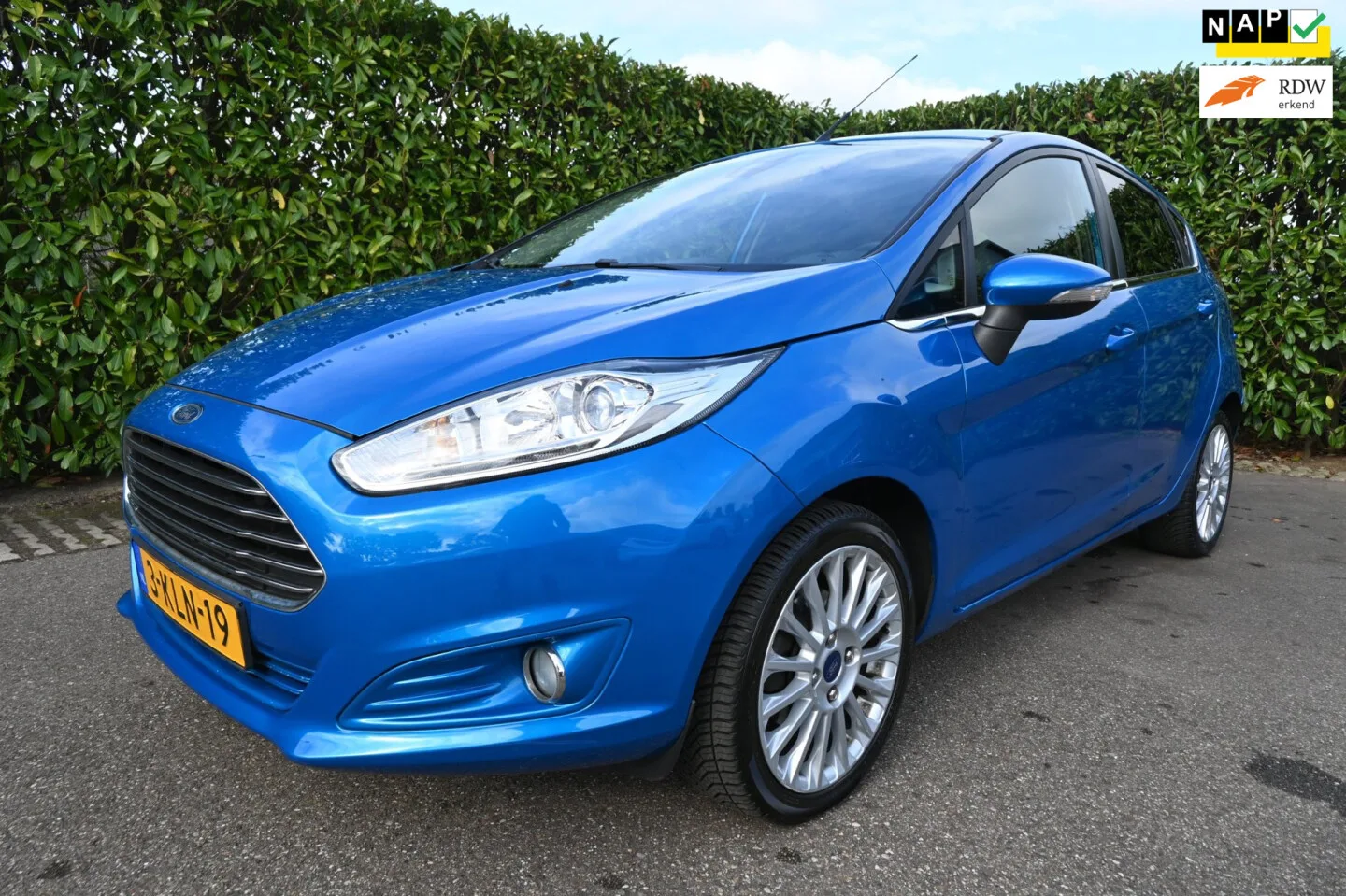 Ford Fiesta (2013) — foto 1