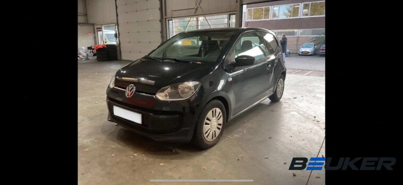 Volkswagen Up! (2012) — foto 1