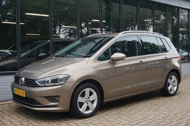 Volkswagen Golf Sportsvan (2014) — foto 1