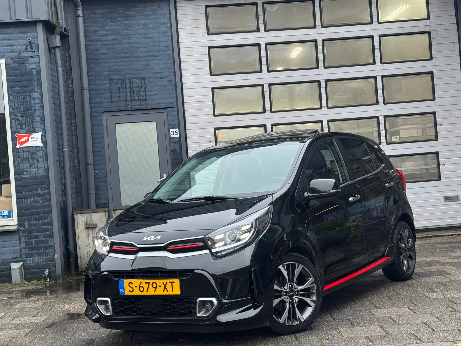 Kia Picanto (2023) — foto 1