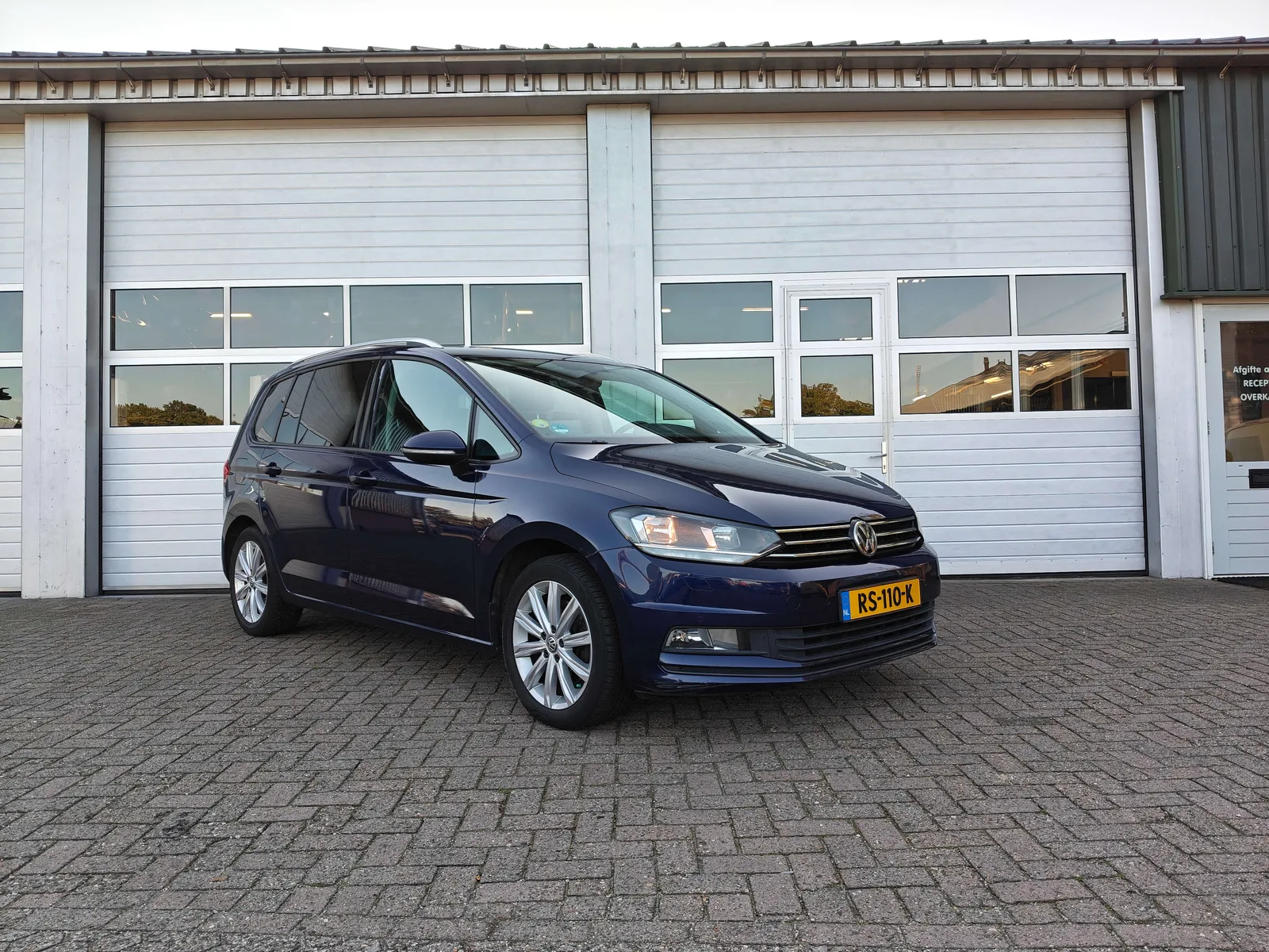 Volkswagen Touran (2016) — foto 1