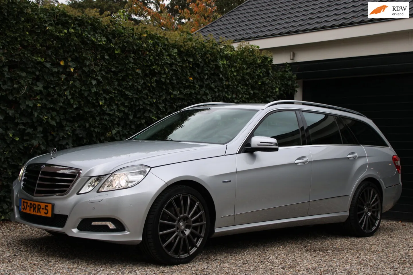 Mercedes-Benz E-Klasse (2010) — foto 1