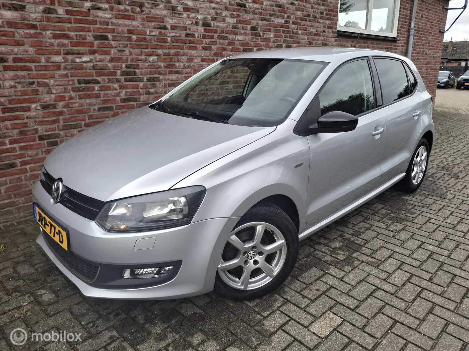 Volkswagen Polo (2013) — foto 1