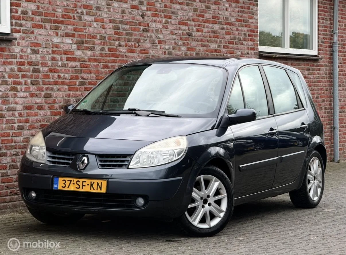 Renault Scénic (2005) — foto 1
