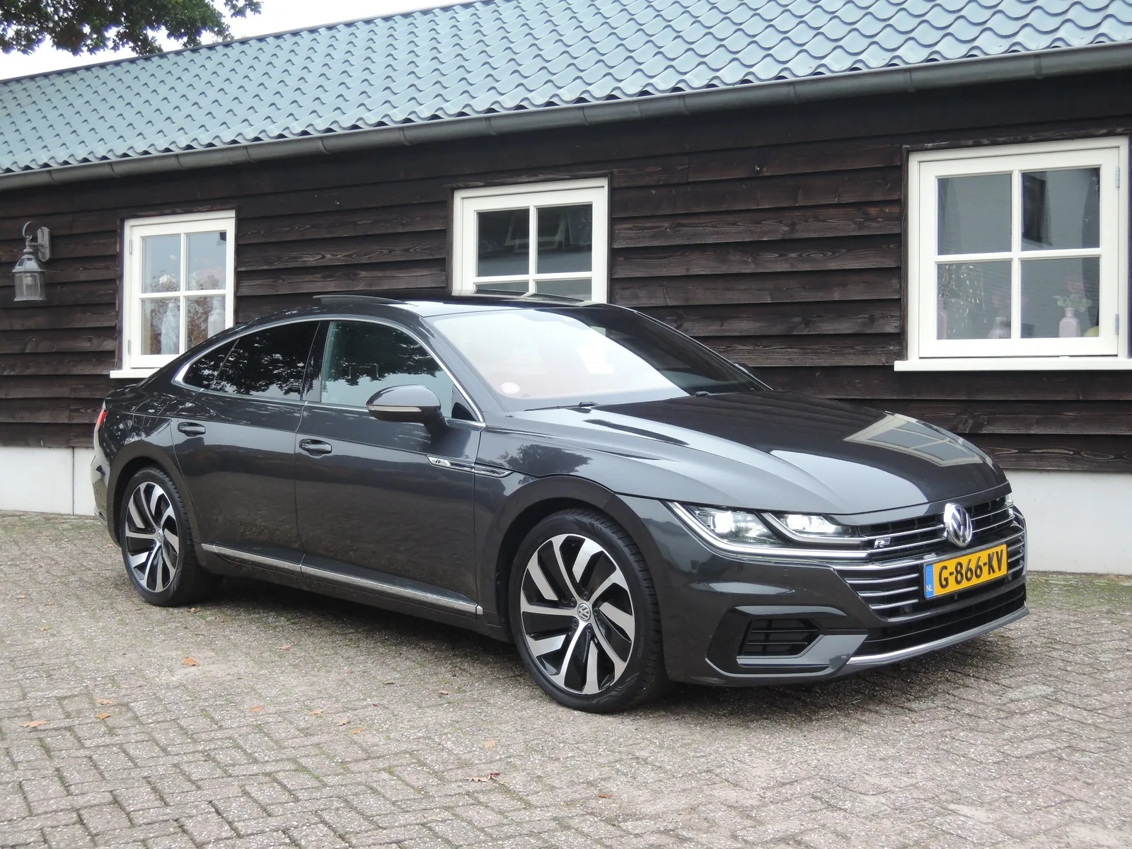 Volkswagen Arteon (2019) — foto 1