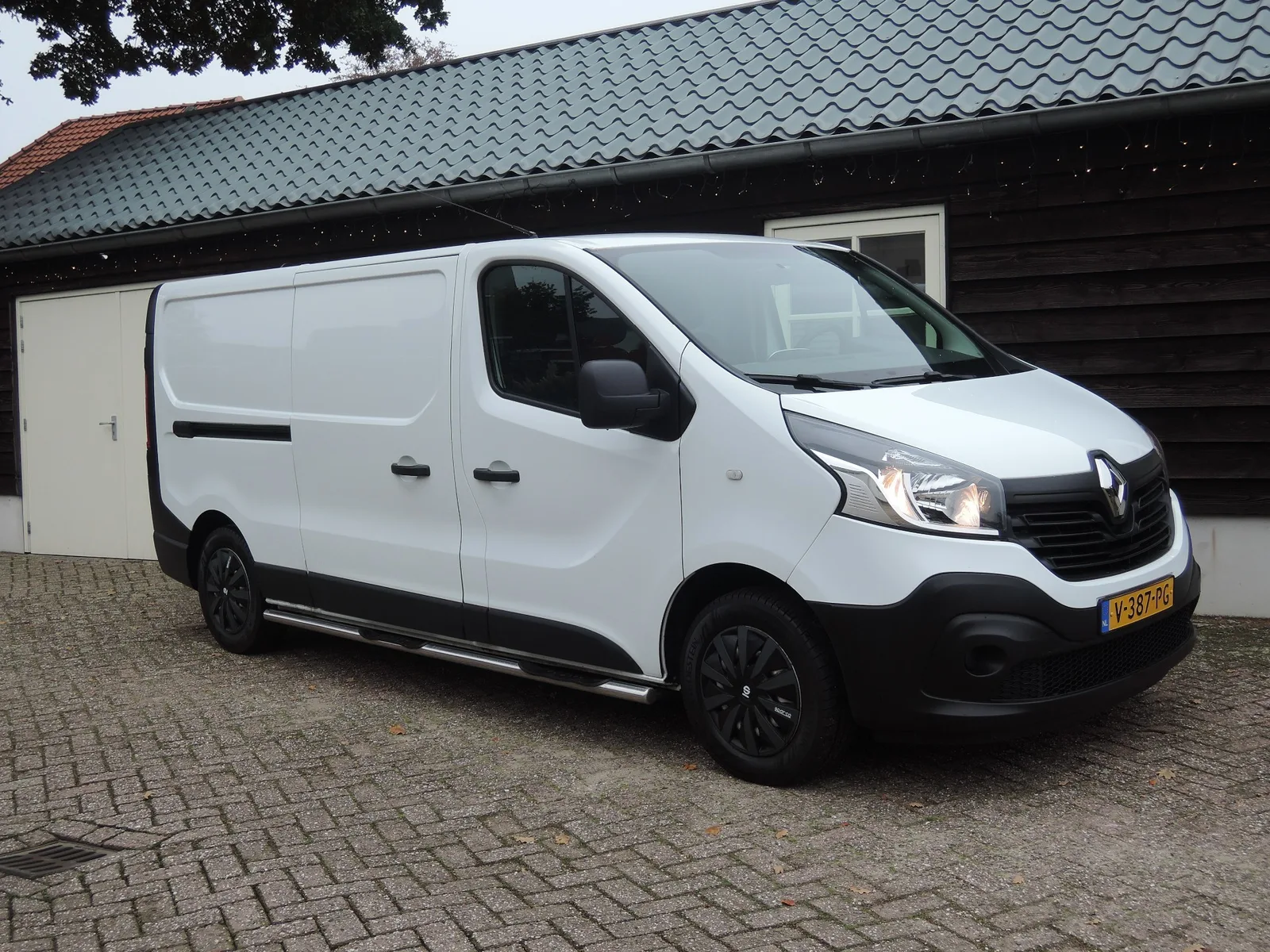 Renault Trafic (2018) — foto 1