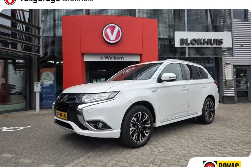 Mitsubishi Outlander (2016)