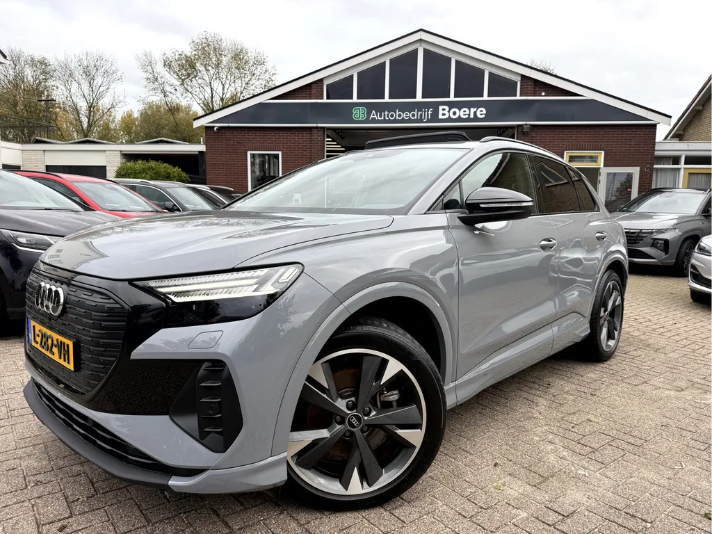 Audi Q4 e-tron (2021) — foto 1