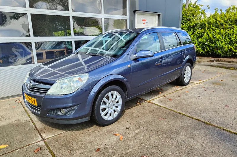 Opel Astra (2007)