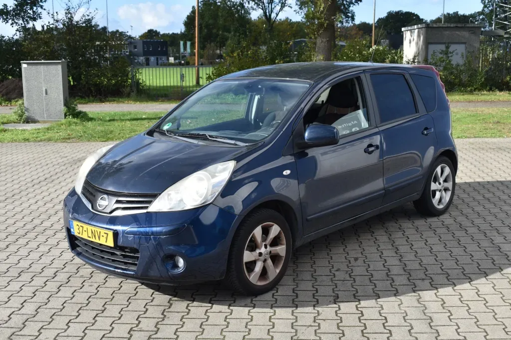 Nissan Note (2010) — foto 1