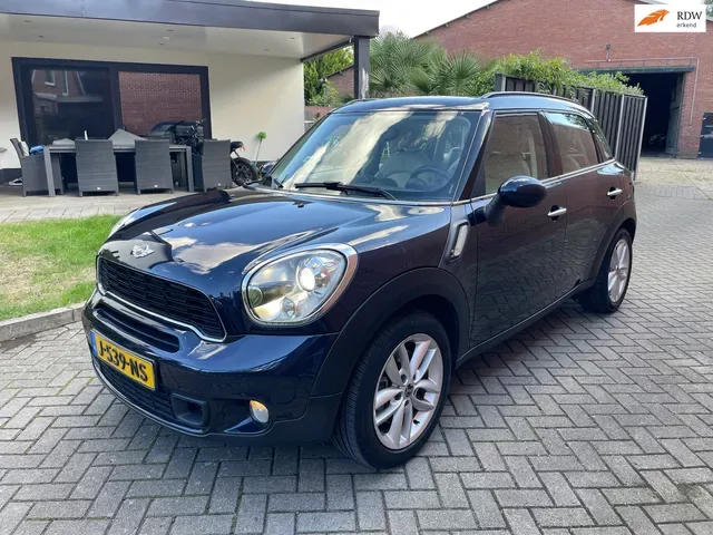 MINI Countryman (2011) — foto 1