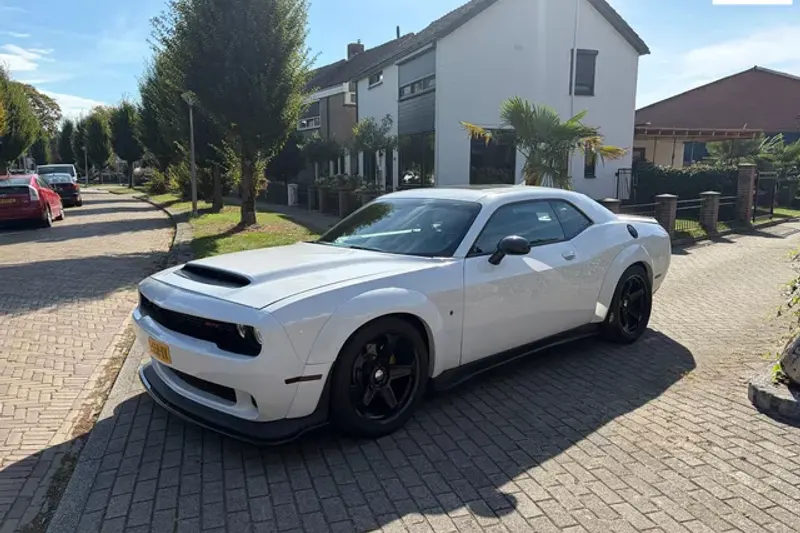 Dodge Challenger (2015)