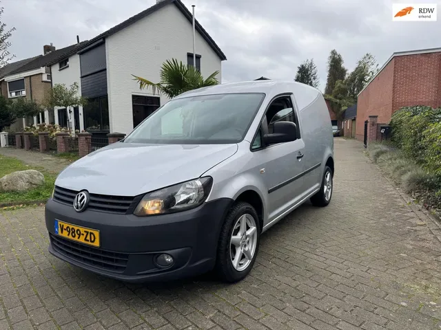 Volkswagen Caddy (2013) — foto 1