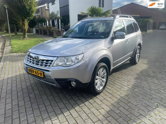 Subaru Forester (2012) — foto 1