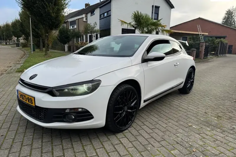 Volkswagen Scirocco (2011)