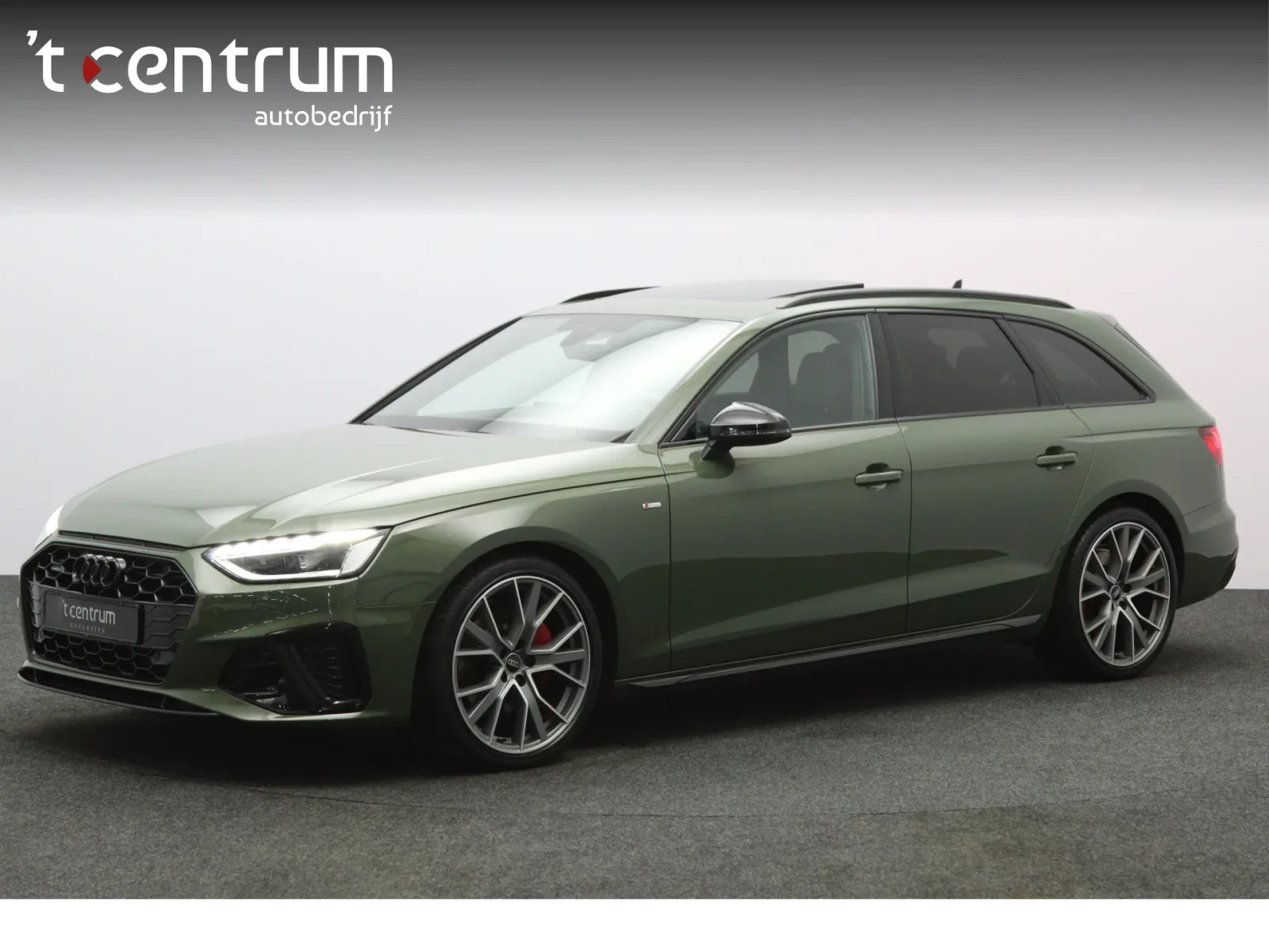 Audi A4 (2023) — foto 1