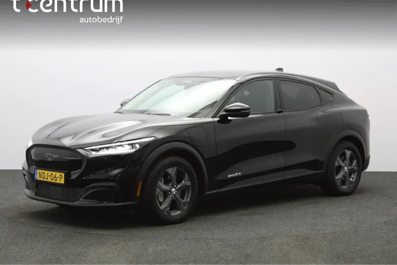 Ford Mustang Mach-E (2022)