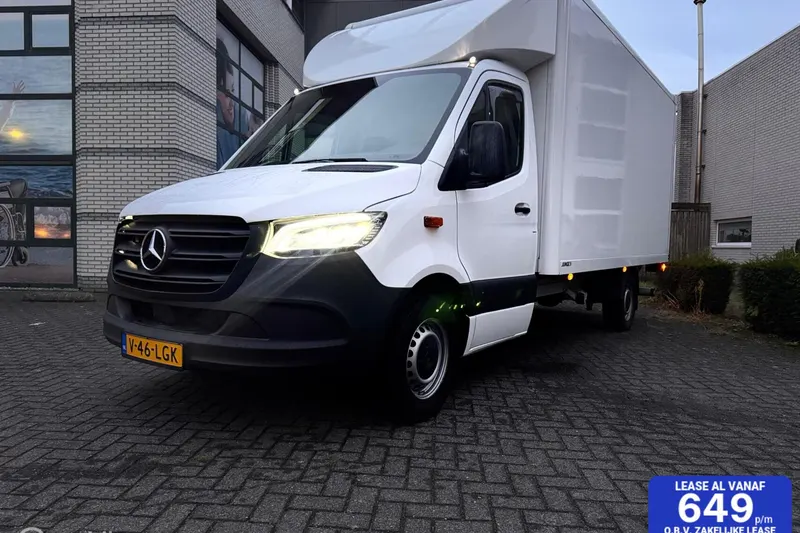 Mercedes-Benz Sprinter (2023)