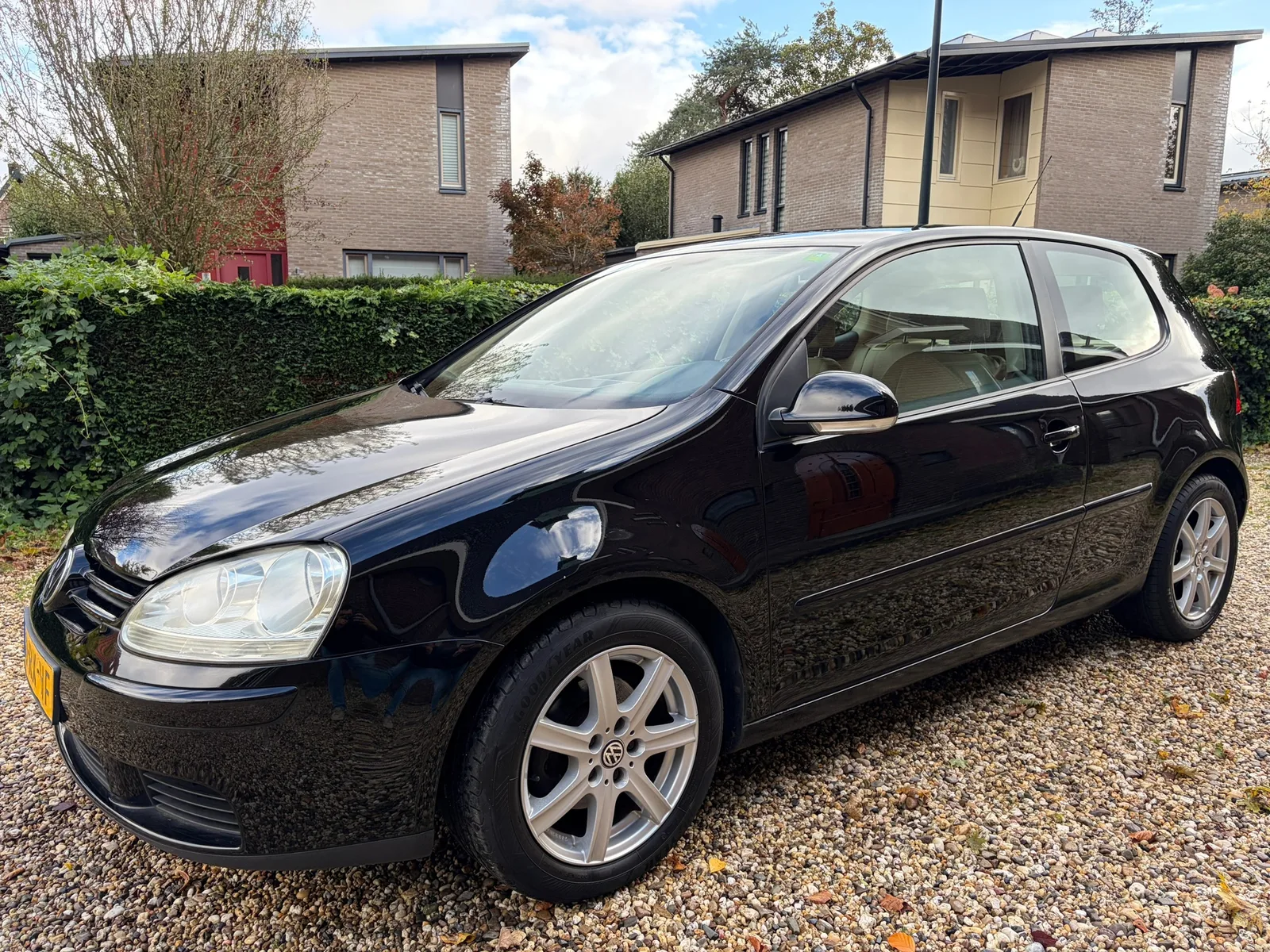 Volkswagen Golf (2005) — foto 1