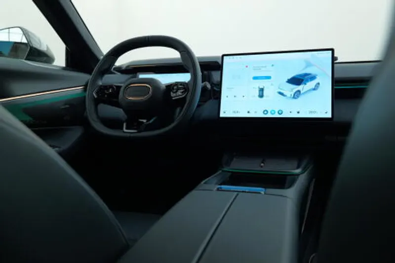 Lynk & Co 08 (2026)