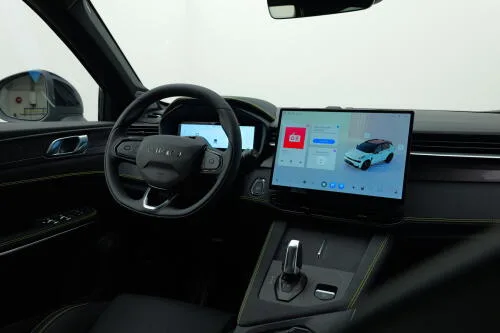 Lynk & Co 01 (2026) — foto 1
