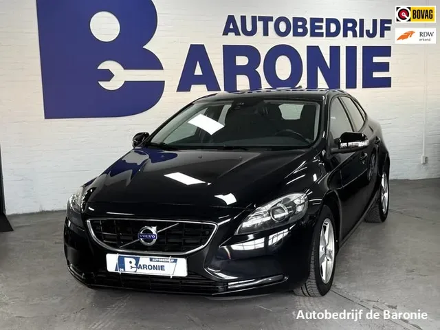 Volvo V40 (2013) — foto 1