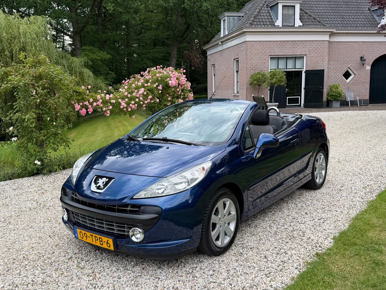 Peugeot 207 (2009) — foto 1