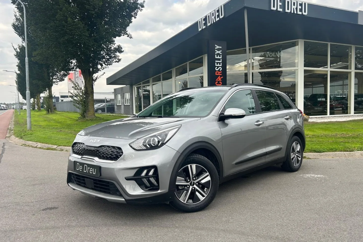 Kia Niro (2022) — foto 1