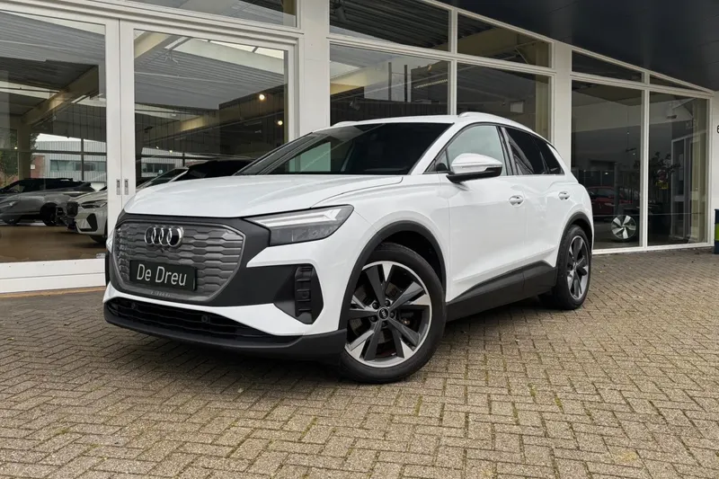 Audi Q4 e-tron (2021)