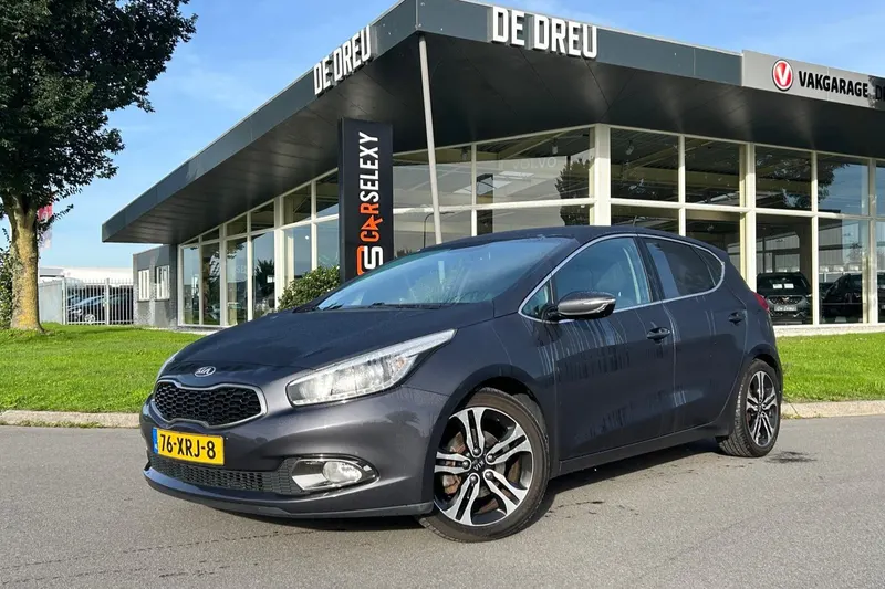 Kia Ceed (2012)