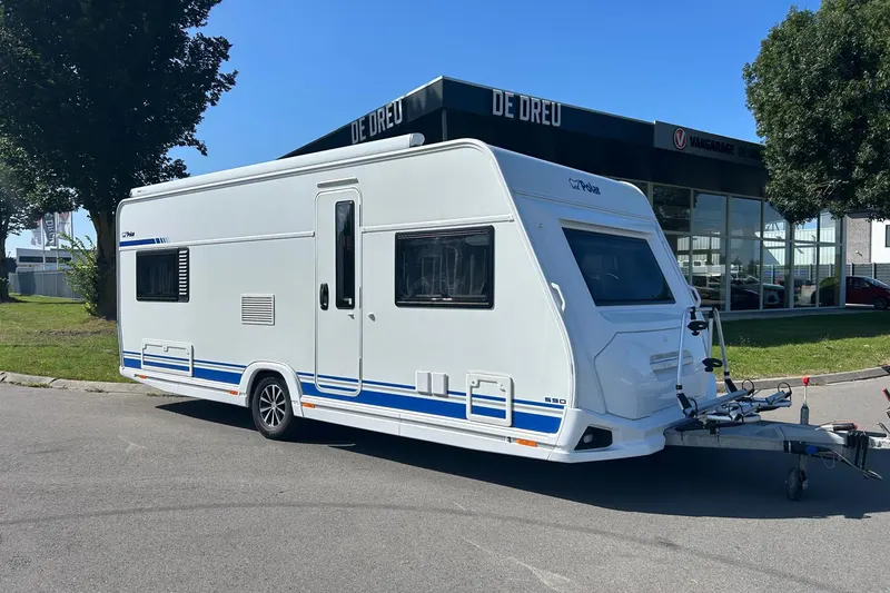 Polar 590 (2023)