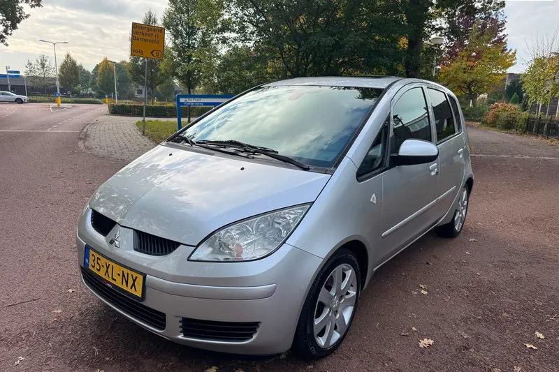 Mitsubishi Colt (2007)