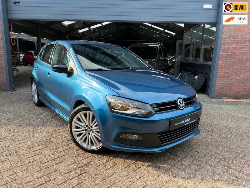 Volkswagen Polo (2013) — foto 1