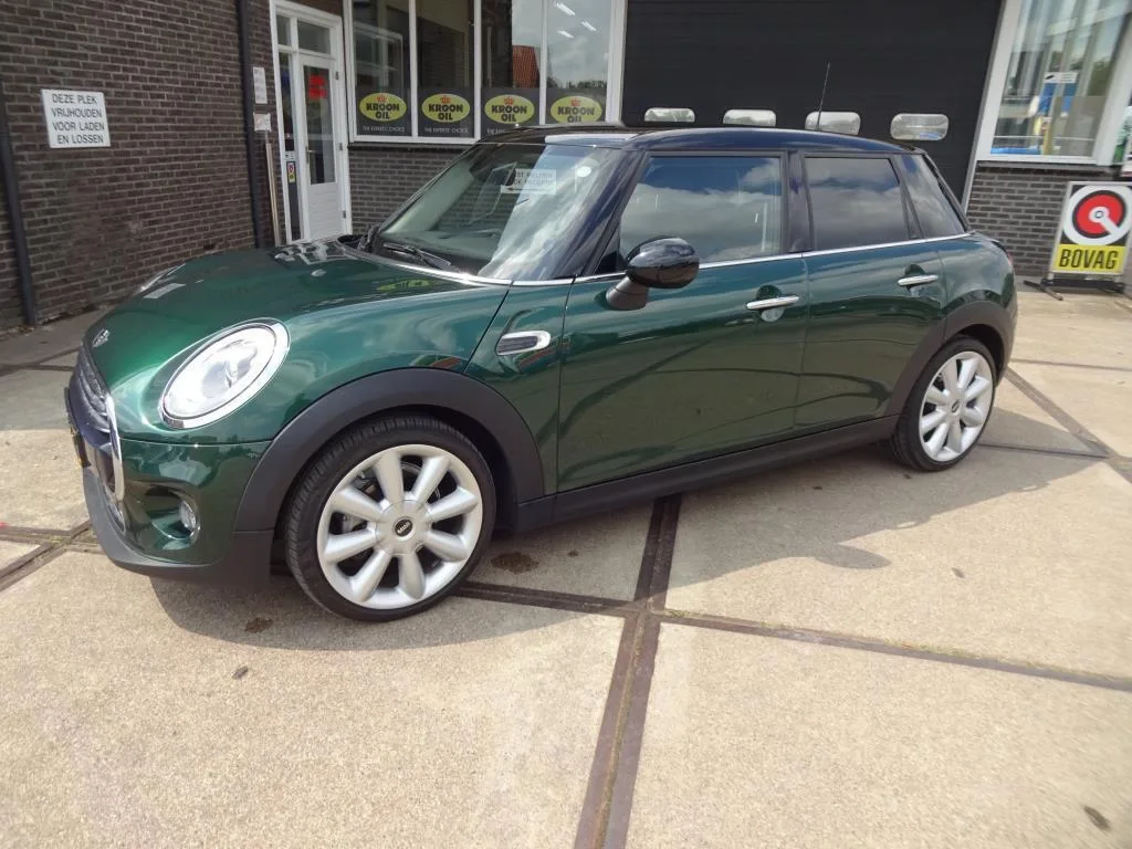 MINI Cooper (2018) — foto 1